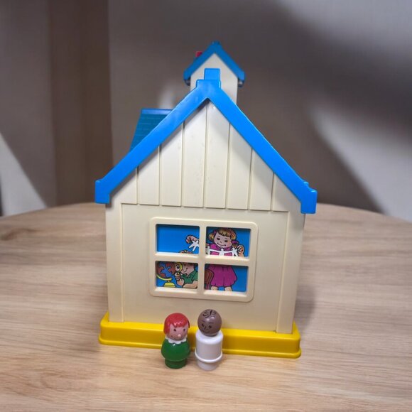 Vintage 1989 Spectra My Little Schoolhouse Carry Along Playhouse & 2 Figures - Picture 10 of 15